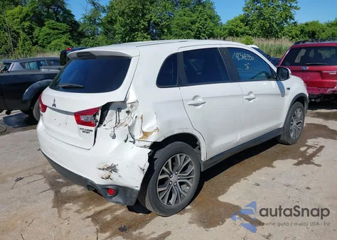 2016 Mitsubishi Outlander Sport 2.0 Es z USA, uszkodzony, nr VIN JA4AP3AU0GZ053106